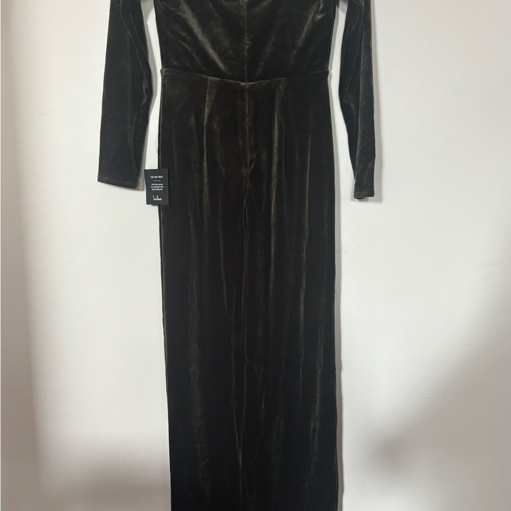 Chic Velvet Long Sleeve Dress in Dark Olive